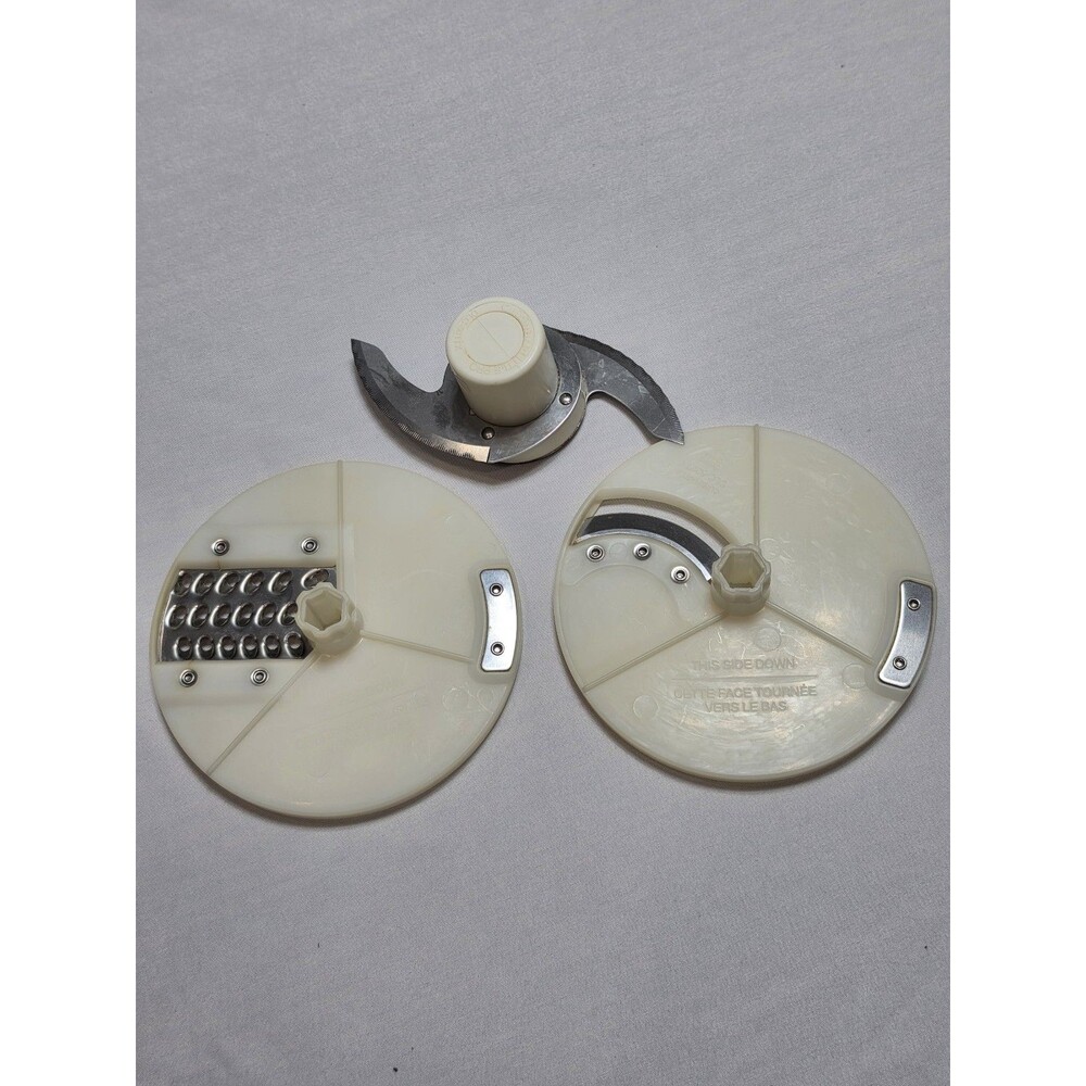 Vintage Cuisinart LPP (3)Cutters DLC-514 DLC-522 Disks 2mm and DCL-501 S-Blade